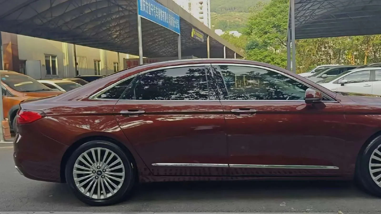 2015 Ford Taurus 2.0T 245HP L4 6AT,autocango,china used car exporter,china ev exporter,chinese used car exporter,chinese used ev exporter