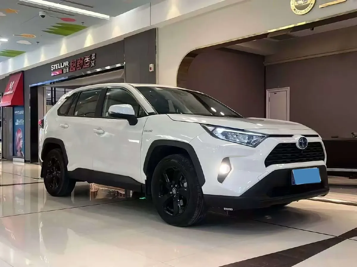 2022 Toyota RAV4 Hybird E+ 2.5L 180HP L4 E-CVT PHEV 15.984KWH,autocango,china used car exporter,china ev exporter,chinese used car exporter,chinese used ev exporter