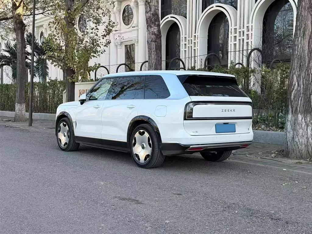 2025 Zeekr 9X 2.0T 279HP L4 1DHT PHEV,autocango,china used car exporter,china ev exporter,chinese used car exporter,chinese used ev exporter