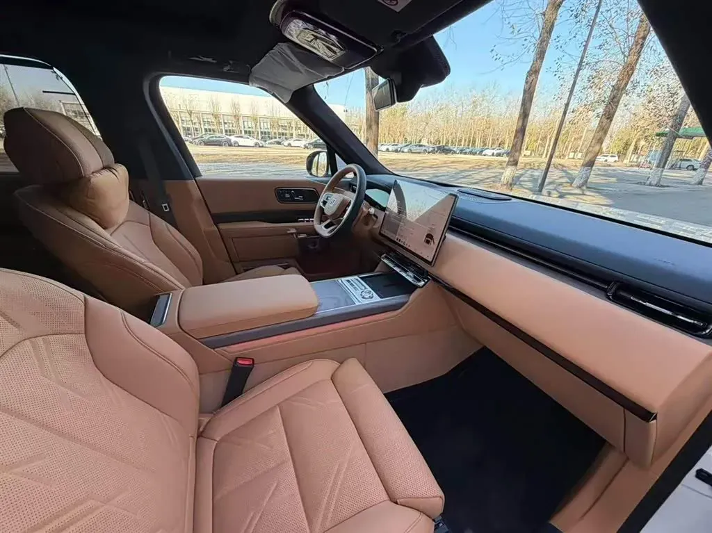 2025 Zeekr 9X 2.0T 279HP L4 1DHT PHEV,autocango,china used car exporter,china ev exporter,chinese used car exporter,chinese used ev exporter