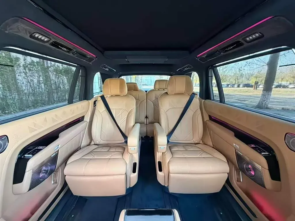 2025 Zeekr 9X 2.0T 279HP L4 1DHT PHEV,autocango,china used car exporter,china ev exporter,chinese used car exporter,chinese used ev exporter