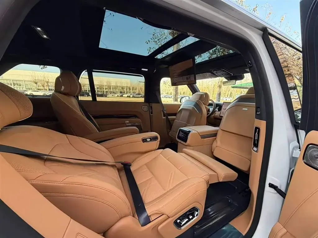 2025 Zeekr 9X 2.0T 279HP L4 1DHT PHEV,autocango,china used car exporter,china ev exporter,chinese used car exporter,chinese used ev exporter