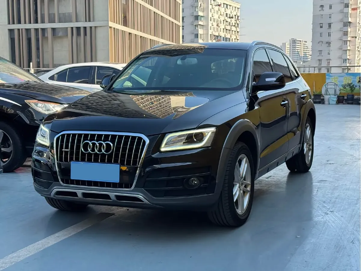 2018 Audi Q5 2.0T 230HP L4 8AT,autocango,china used car exporter,china ev exporter,chinese used car exporter,chinese used ev exporter