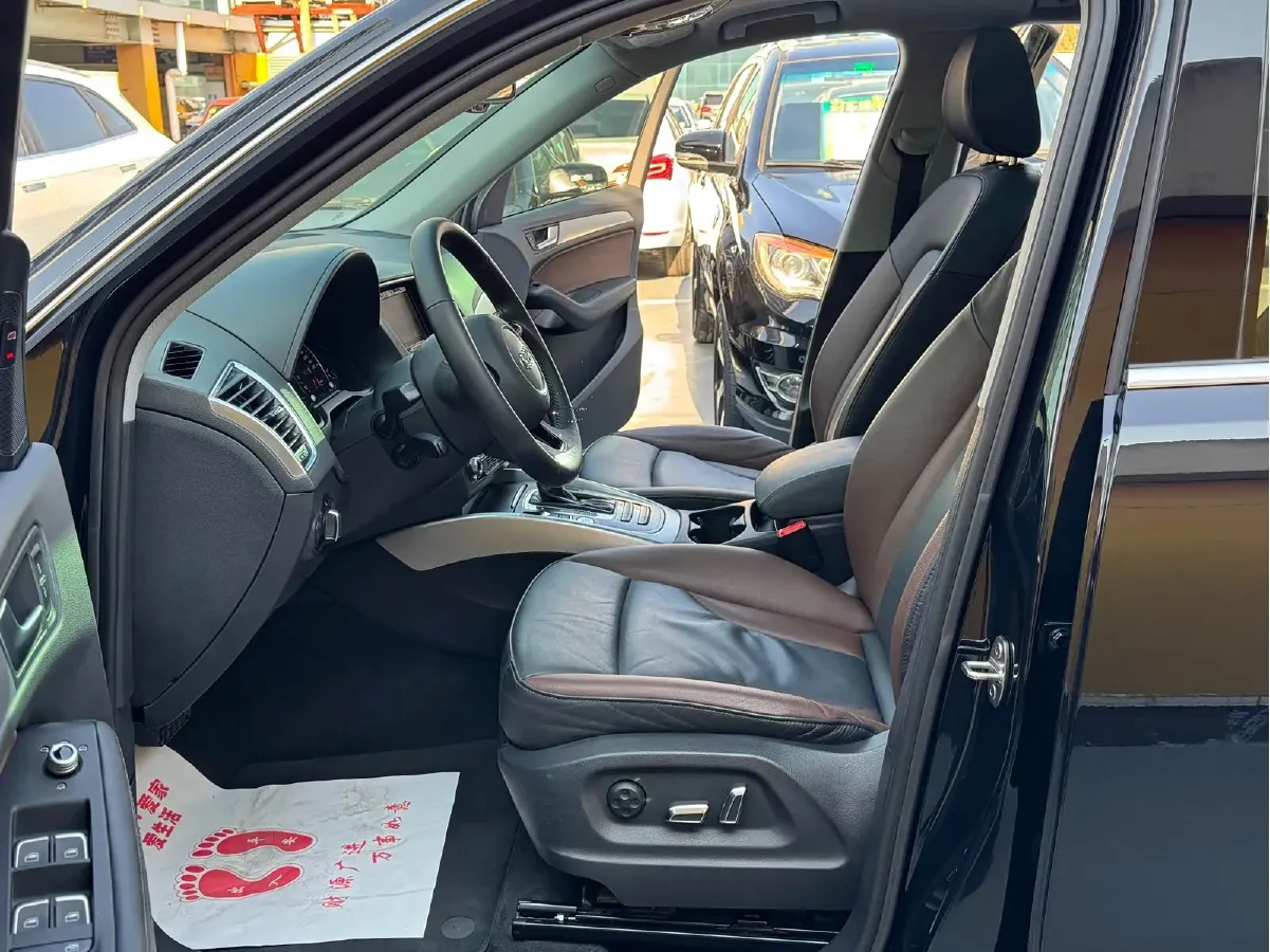 2018 Audi Q5 2.0T 230HP L4 8AT,autocango,china used car exporter,china ev exporter,chinese used car exporter,chinese used ev exporter