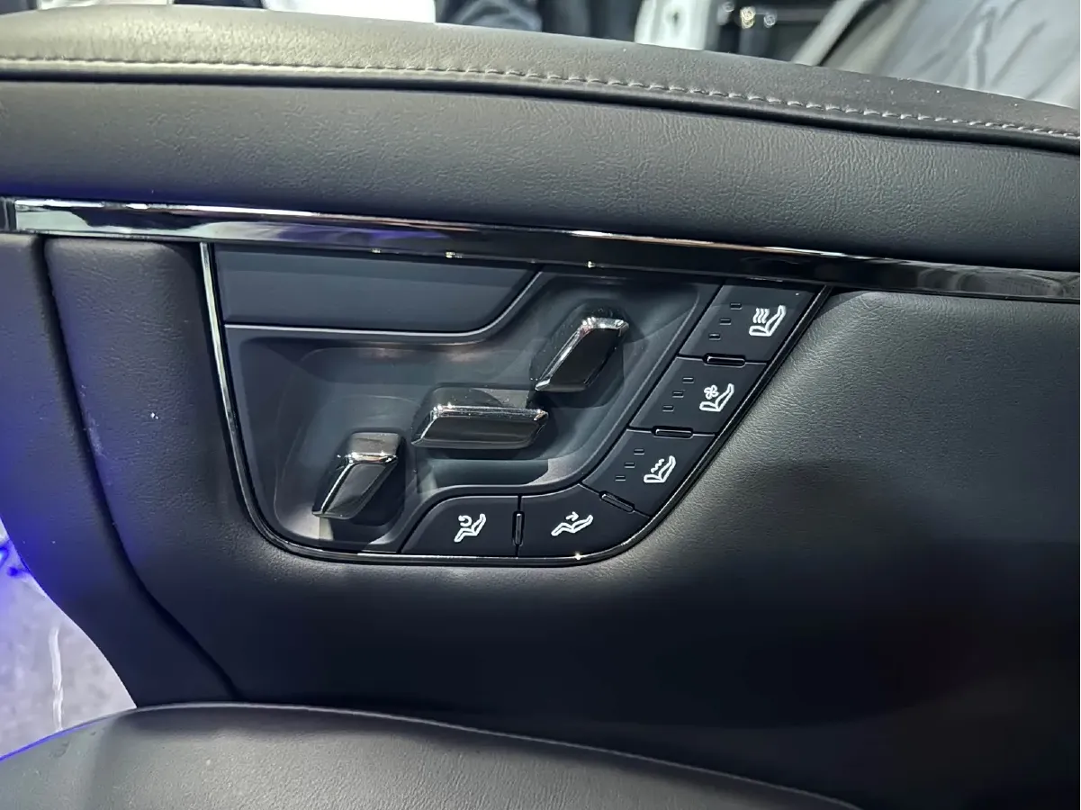 2024 Zeekr 009 BEV 108KWH,autocango,china used car exporter,china ev exporter,chinese used car exporter,chinese used ev exporter