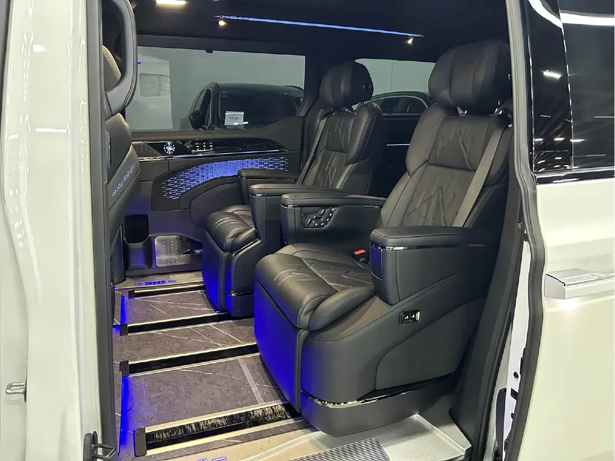 2024 Zeekr 009 BEV 108KWH,autocango,china used car exporter,china ev exporter,chinese used car exporter,chinese used ev exporter