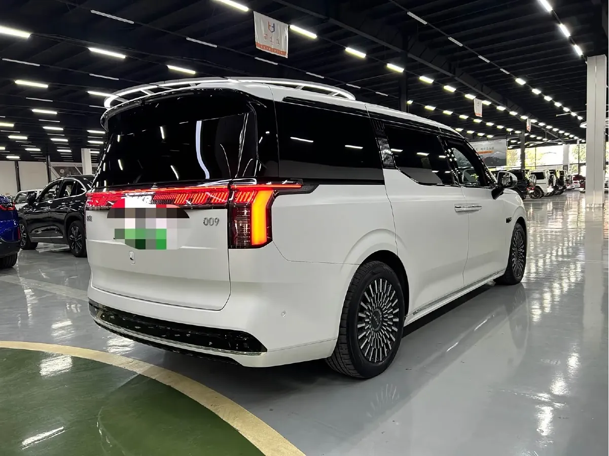 2024 Zeekr 009 BEV 108KWH,autocango,china used car exporter,china ev exporter,chinese used car exporter,chinese used ev exporter