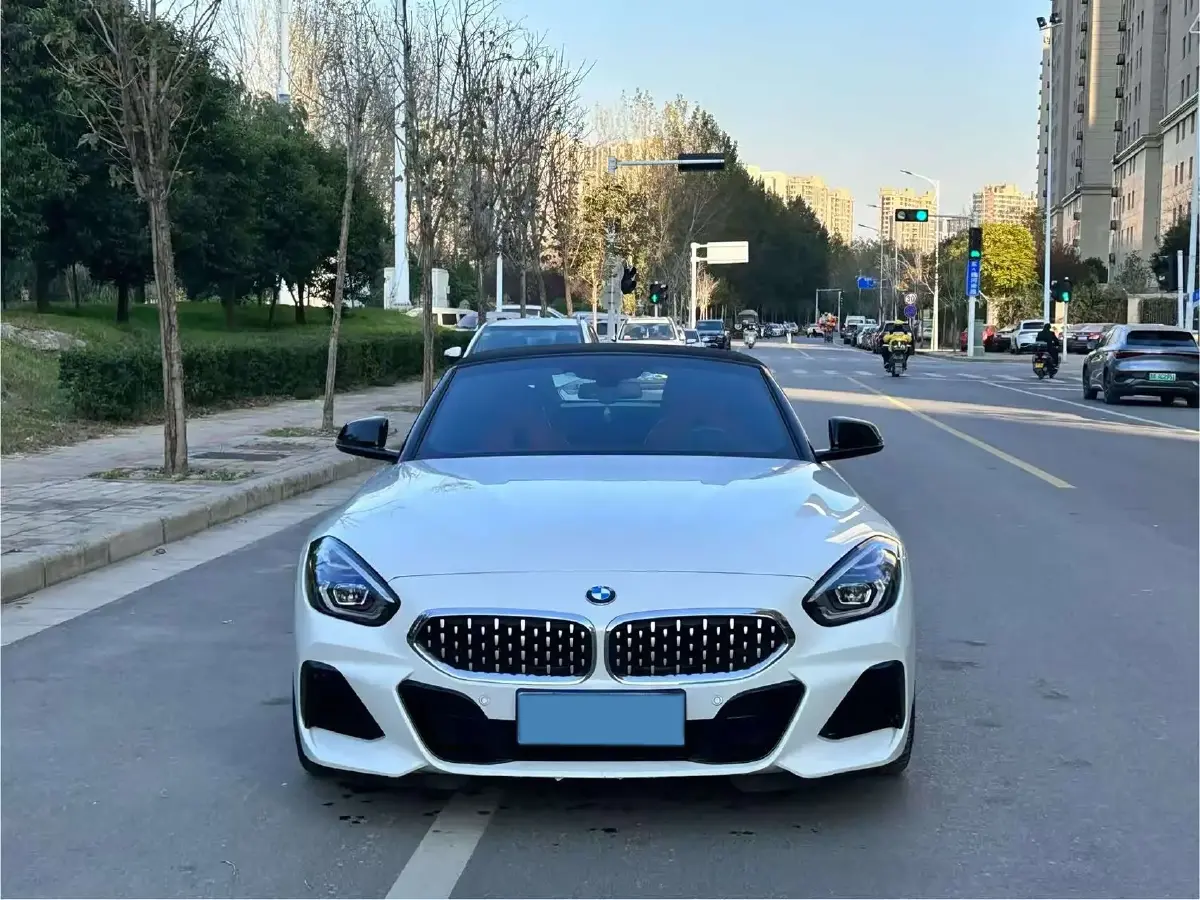 2019 BMW Z4 2.0T 197HP L4 8AT