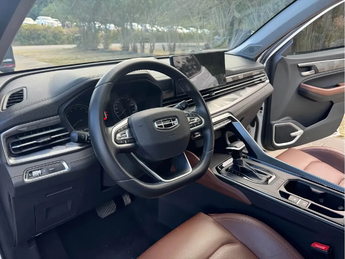 2021 Geely Vision X6 1.4T 141HP L4 6AT,autocango,china used car exporter,china ev exporter,chinese used car exporter,chinese used ev exporter