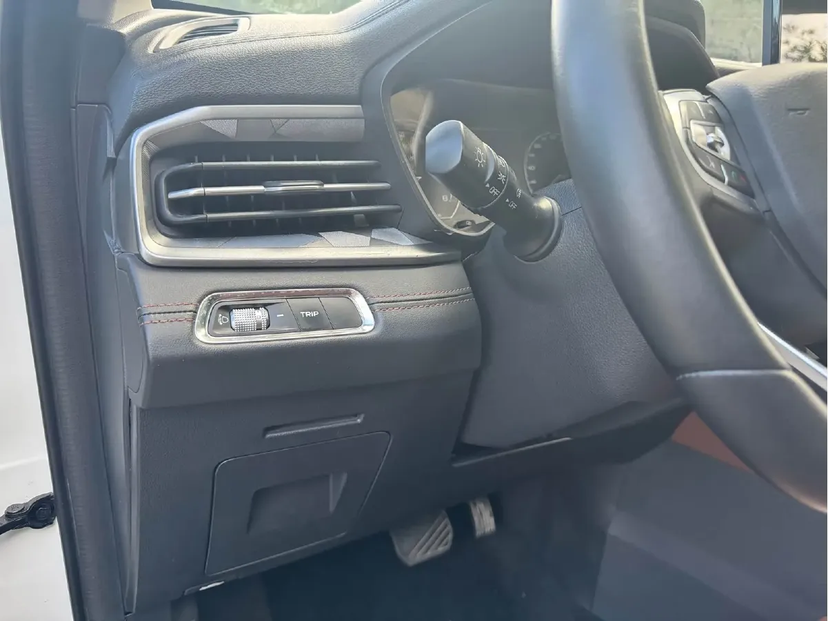 2021 Geely Vision X6 1.4T 141HP L4 6AT,autocango,china used car exporter,china ev exporter,chinese used car exporter,chinese used ev exporter