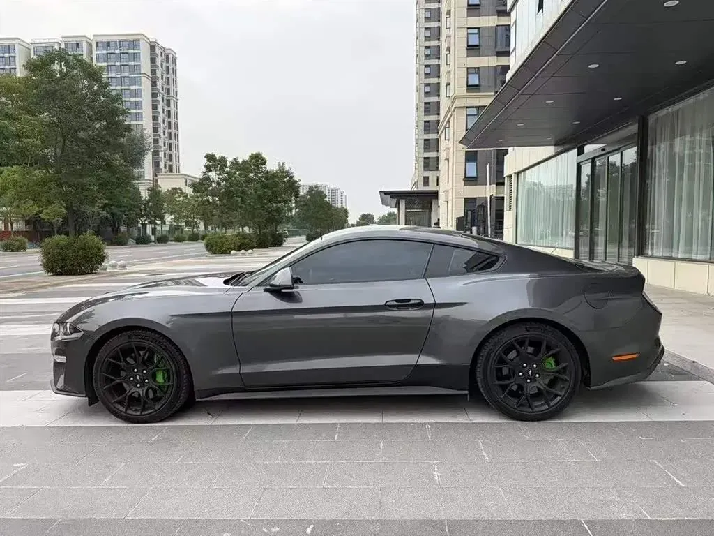 2020 Ford Mustang 2.3T 299HP L4 10AT,autocango,china used car exporter,china ev exporter,chinese used car exporter,chinese used ev exporter