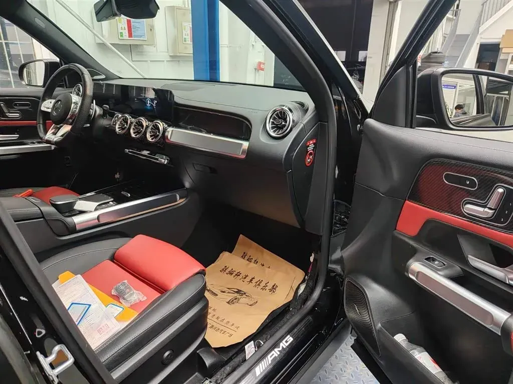 2021 Mercedes-Benz GLB AMG 2.0T 306HP L4 8DCT,autocango,china used car exporter,china ev exporter,chinese used car exporter,chinese used ev exporter