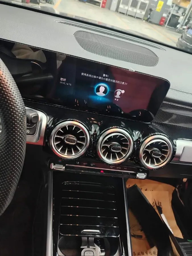 2021 Mercedes-Benz GLB AMG 2.0T 306HP L4 8DCT,autocango,china used car exporter,china ev exporter,chinese used car exporter,chinese used ev exporter