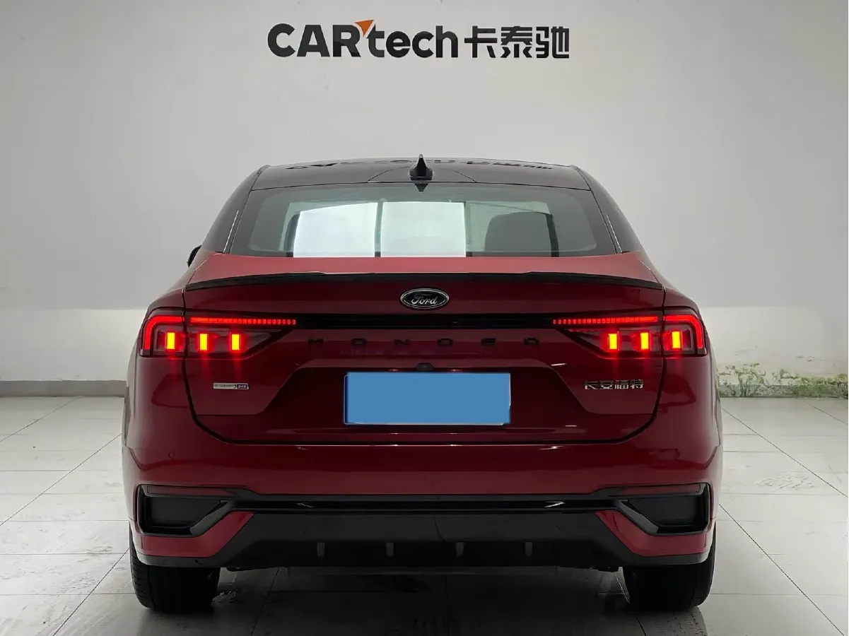 2022 Ford Mondeo 2.0T 238HP L4 8AT,autocango,china used car exporter,china ev exporter,chinese used car exporter,chinese used ev exporter