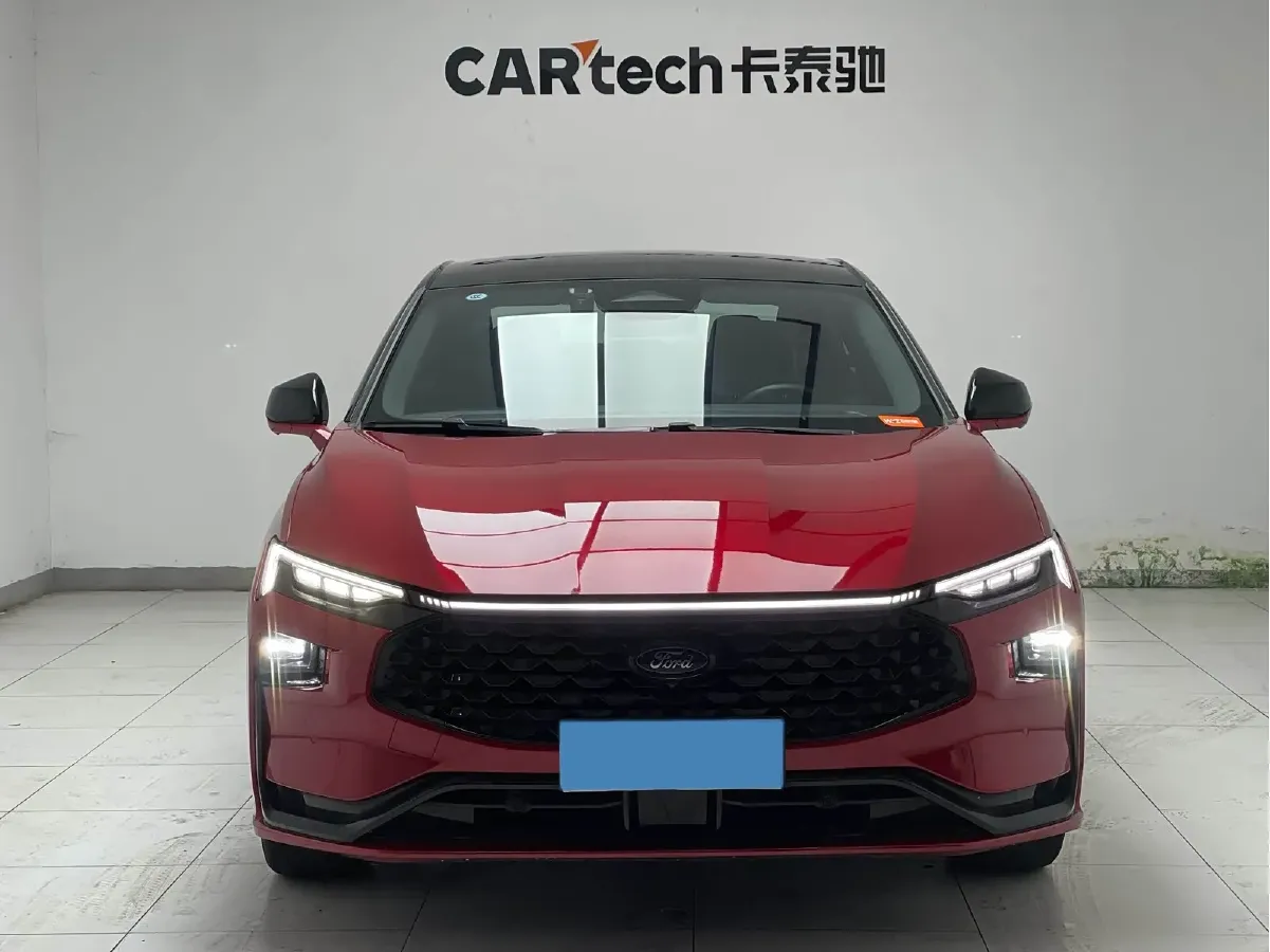 2022 Ford Mondeo 2.0T 238HP L4 8AT,autocango,china used car exporter,china ev exporter,chinese used car exporter,chinese used ev exporter