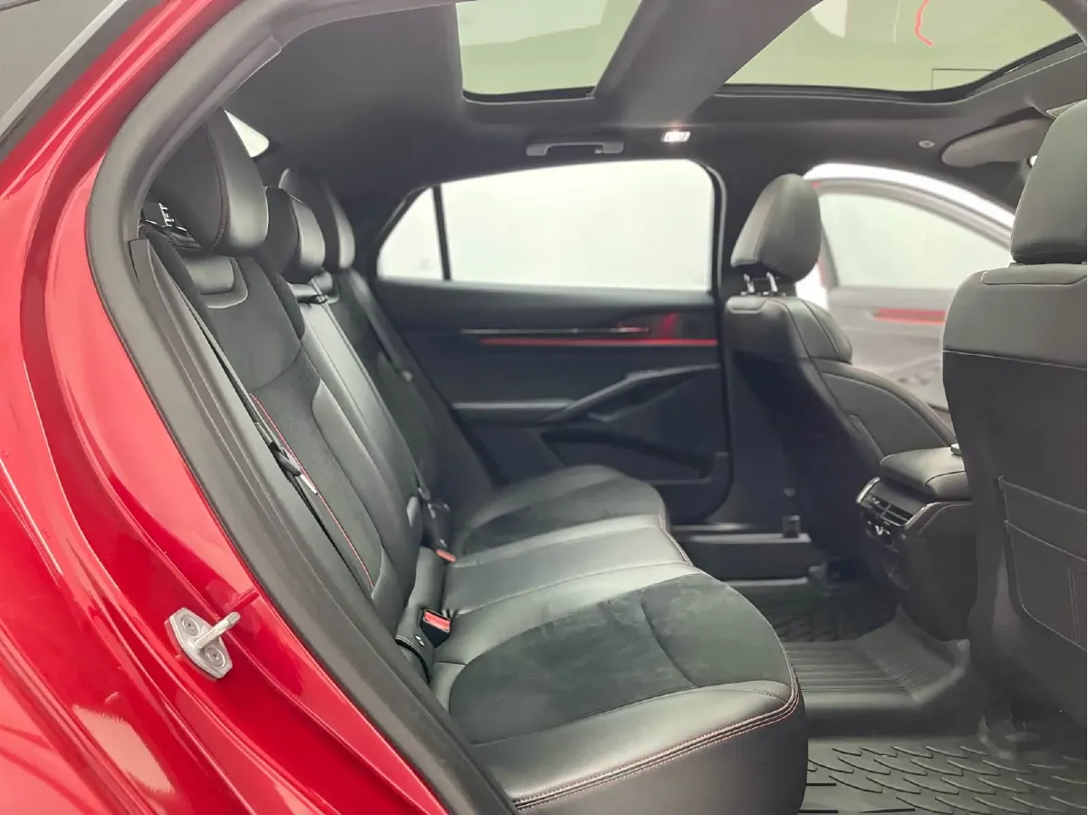 2022 Ford Mondeo 2.0T 238HP L4 8AT,autocango,china used car exporter,china ev exporter,chinese used car exporter,chinese used ev exporter