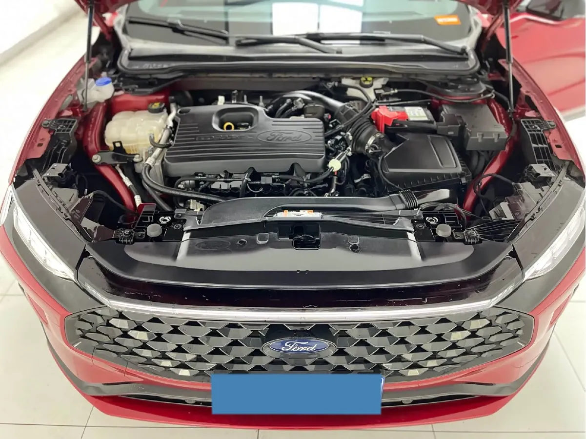 2022 Ford Mondeo 2.0T 238HP L4 8AT,autocango,china used car exporter,china ev exporter,chinese used car exporter,chinese used ev exporter