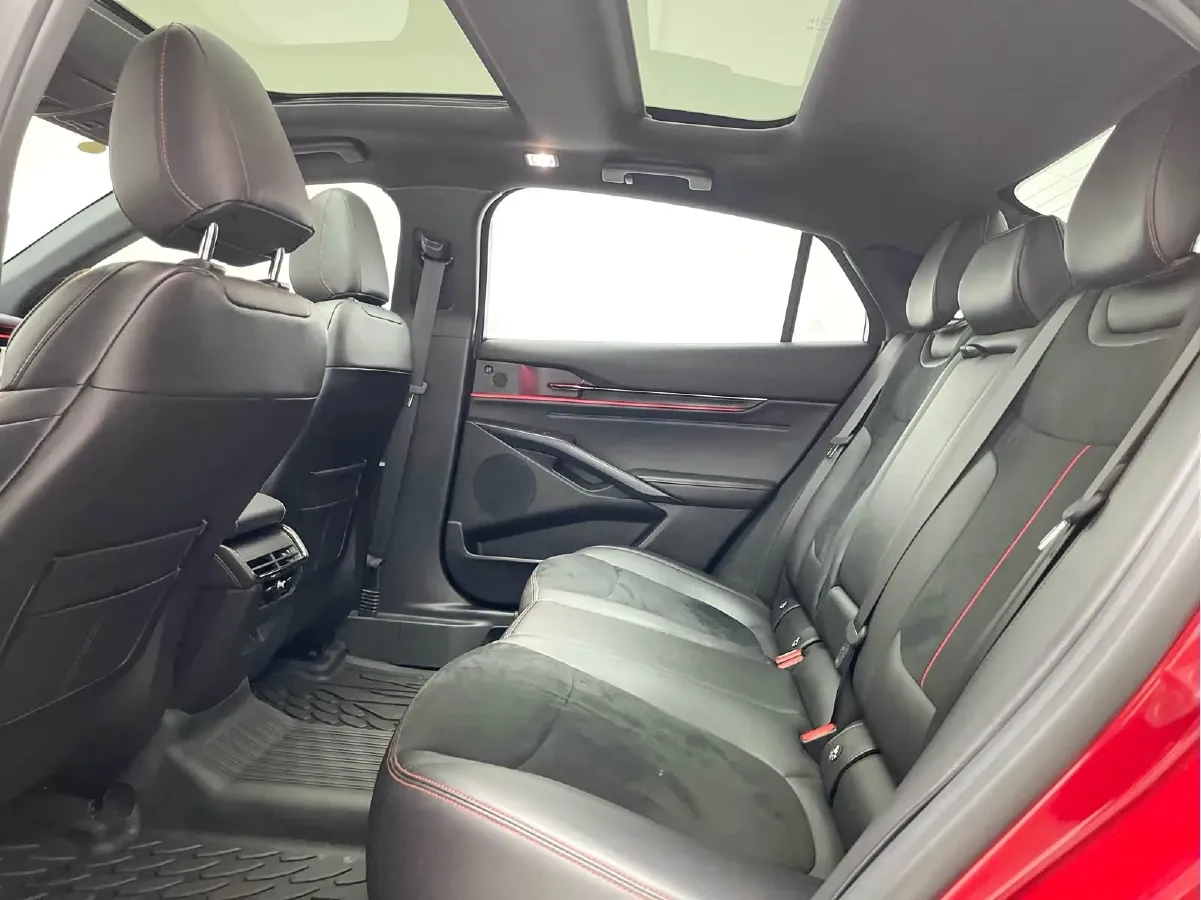 2022 Ford Mondeo 2.0T 238HP L4 8AT,autocango,china used car exporter,china ev exporter,chinese used car exporter,chinese used ev exporter