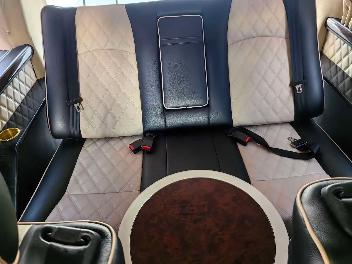 2015 Volkswagen Caravelle 2.0T 204HP L4 7DCT,autocango,china used car exporter,china ev exporter,chinese used car exporter,chinese used ev exporter