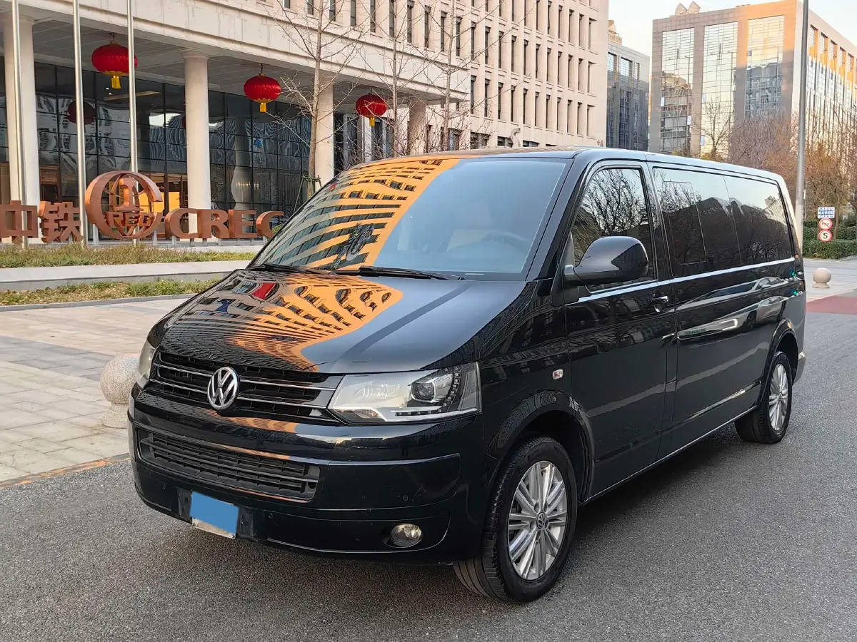 2015 Volkswagen Caravelle 2.0T 204HP L4 7DCT