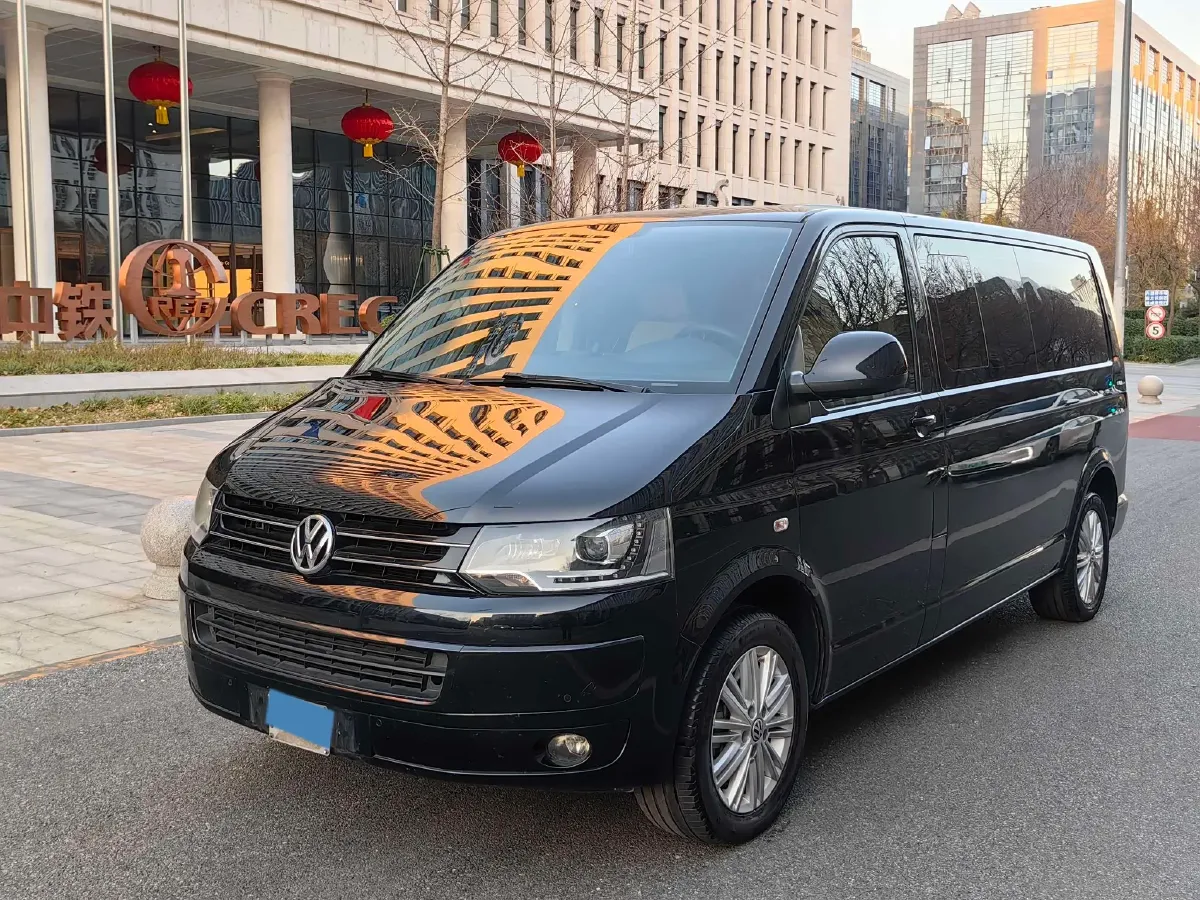 2015 Volkswagen Caravelle 2.0T 204HP L4 7DCT,autocango,china used car exporter,china ev exporter,chinese used car exporter,chinese used ev exporter