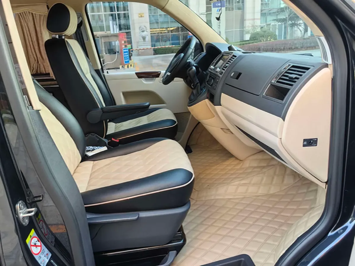 2015 Volkswagen Caravelle 2.0T 204HP L4 7DCT,autocango,china used car exporter,china ev exporter,chinese used car exporter,chinese used ev exporter