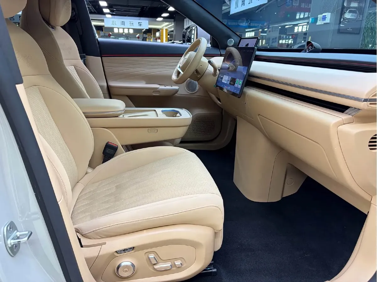 2025 Exceed Sterra ET 1.5T 156HP L4 REEV,autocango,china used car exporter,china ev exporter,chinese used car exporter,chinese used ev exporter