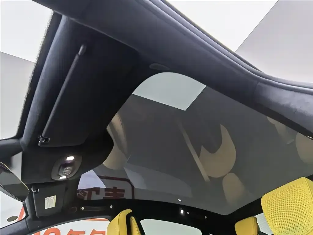 2025 MI SU7 Ultra BEV 93.7KWH,autocango,china used car exporter,china ev exporter,chinese used car exporter,chinese used ev exporter