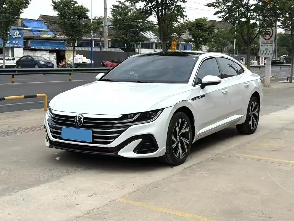 2023 Volkswagen CC 2.0T 186HP L4 7DCT