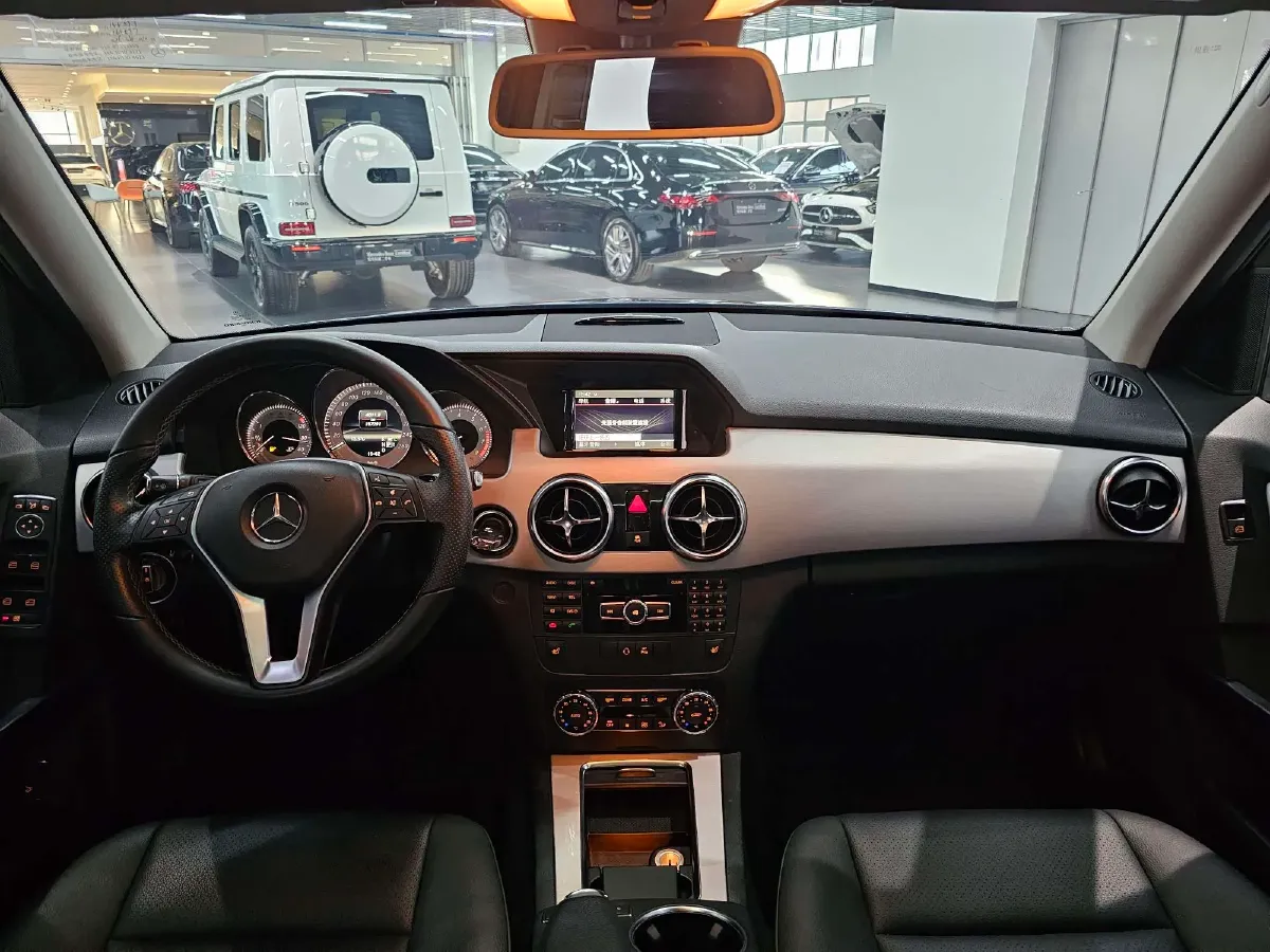 2012 Mercedes-Benz GLK Class 3.0L 245HP V6 7AT,autocango,china used car exporter,china ev exporter,chinese used car exporter,chinese used ev exporter