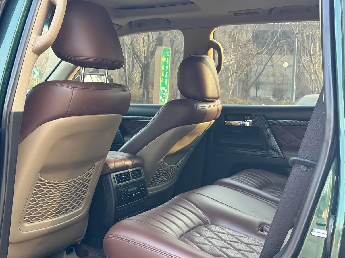 2010 Toyota Land Cruiser 4.0L 244HP V6 5AT,autocango,china used car exporter,china ev exporter,chinese used car exporter,chinese used ev exporter