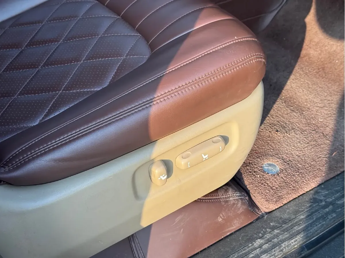 2010 Toyota Land Cruiser 4.0L 244HP V6 5AT,autocango,china used car exporter,china ev exporter,chinese used car exporter,chinese used ev exporter