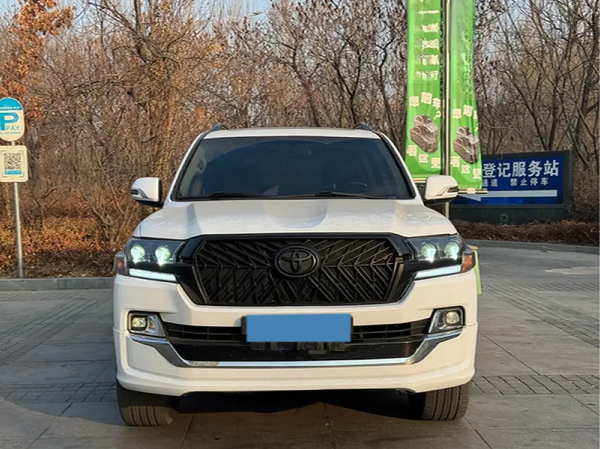 2010 Toyota Land Cruiser 4.0L 244HP V6 5AT,autocango,china used car exporter,china ev exporter,chinese used car exporter,chinese used ev exporter