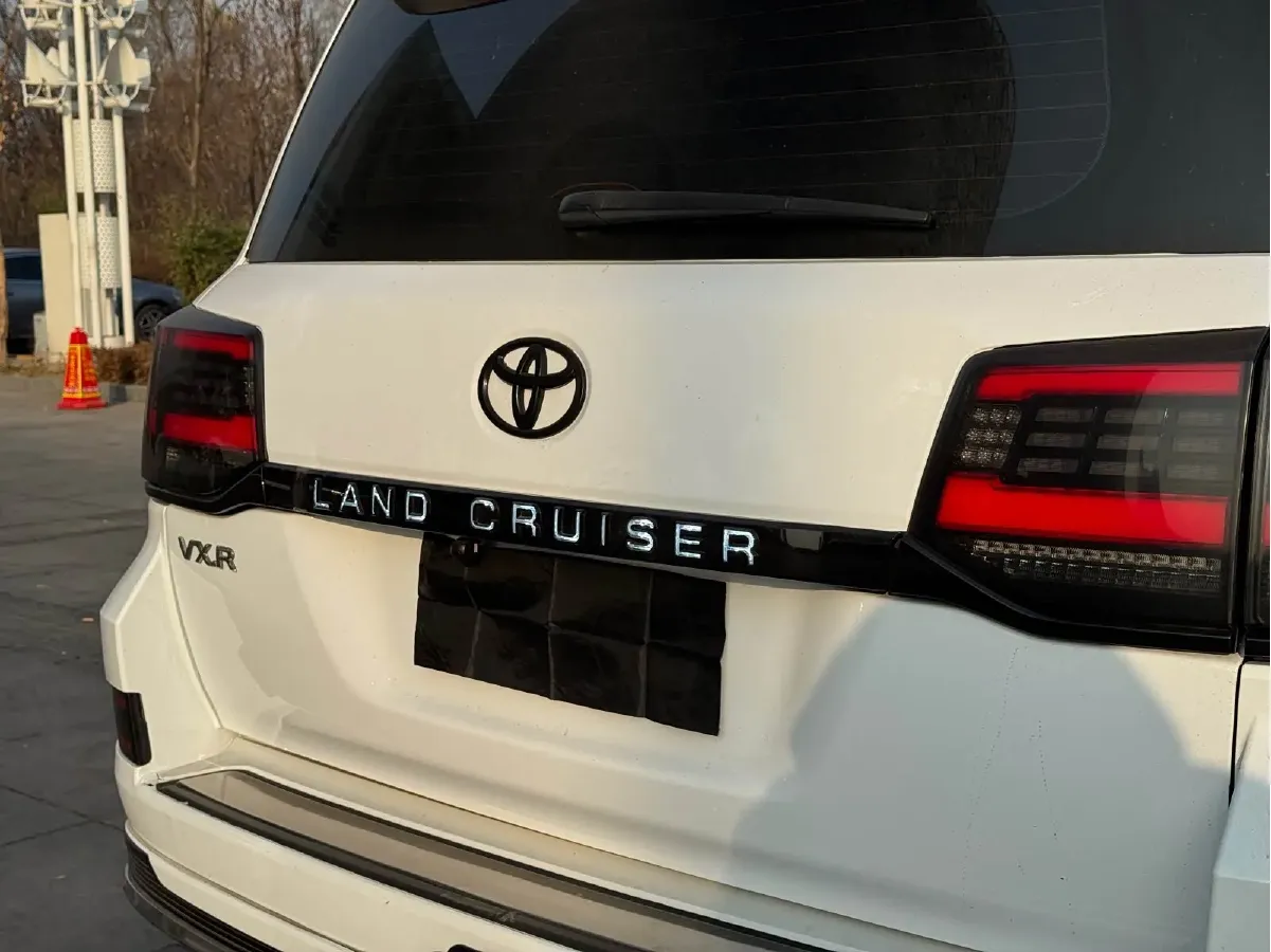 2010 Toyota Land Cruiser 4.0L 244HP V6 5AT,autocango,china used car exporter,china ev exporter,chinese used car exporter,chinese used ev exporter