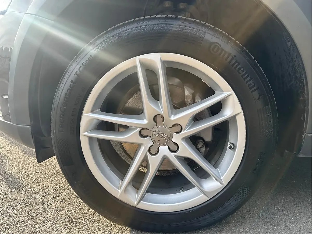 2017 Audi Q5 2.0T 230HP L4 8AT,autocango,china used car exporter,china ev exporter,chinese used car exporter,chinese used ev exporter