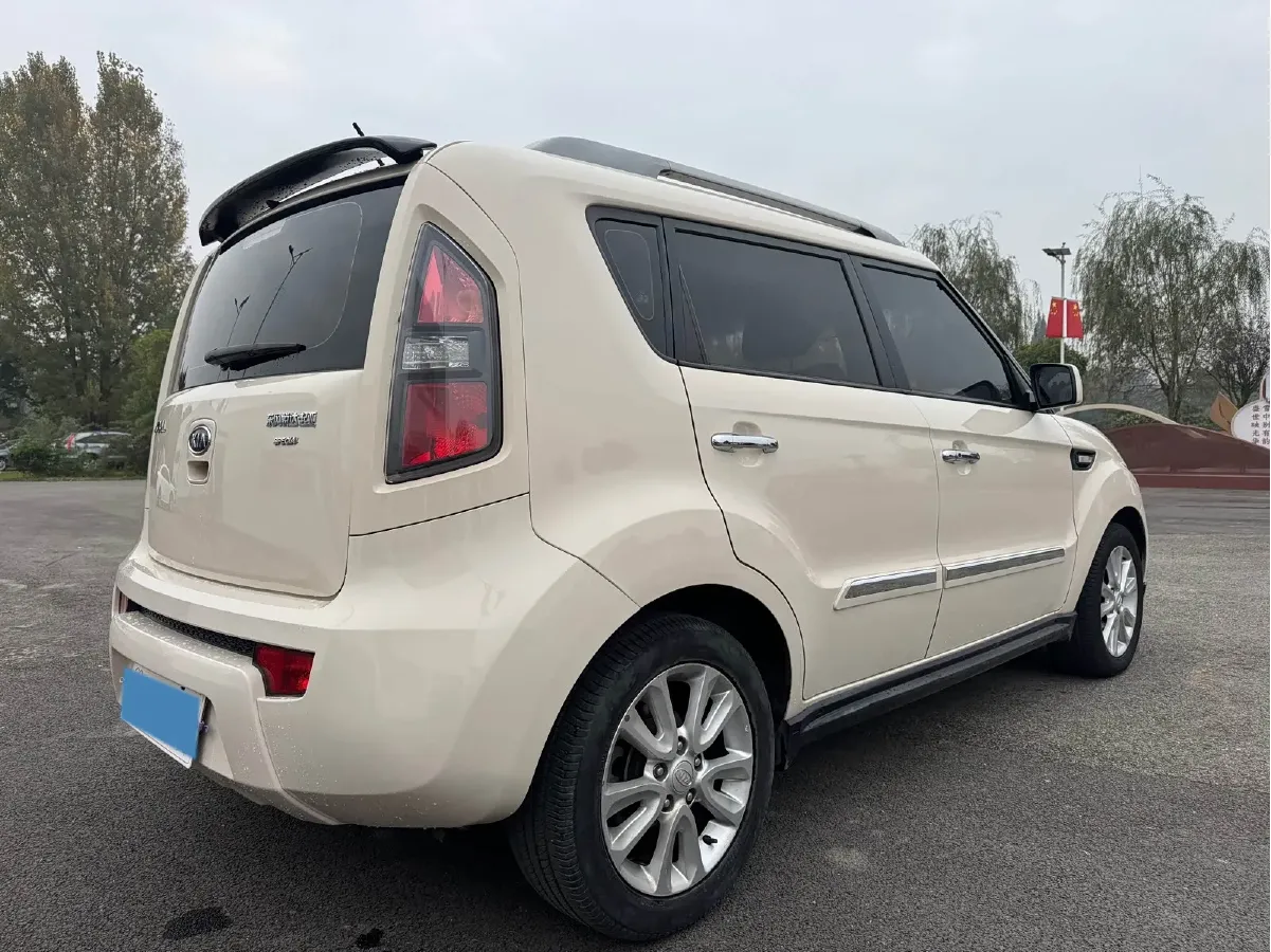 2013 Kia Soul 1.6L 123HP L4 4AT,autocango,china used car exporter,china ev exporter,chinese used car exporter,chinese used ev exporter