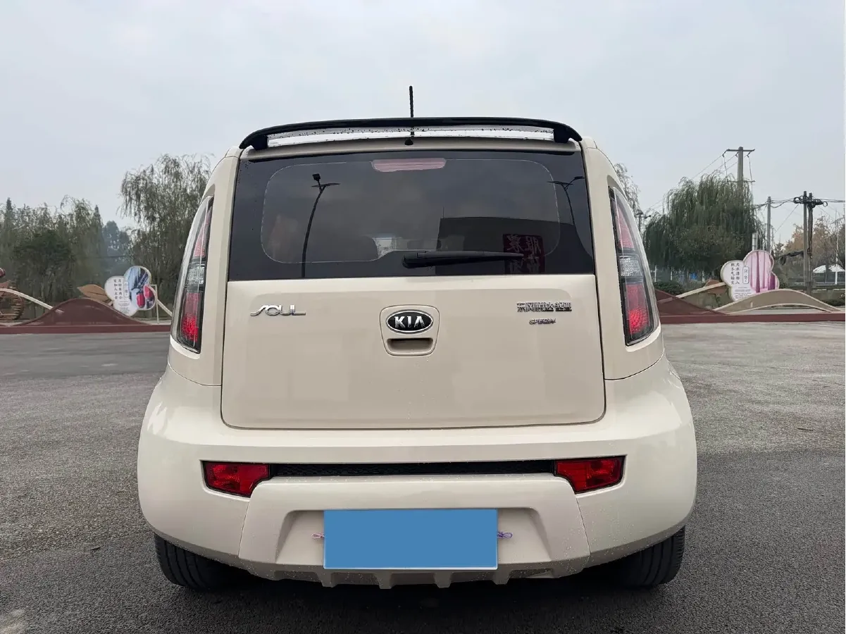 2013 Kia Soul 1.6L 123HP L4 4AT,autocango,china used car exporter,china ev exporter,chinese used car exporter,chinese used ev exporter