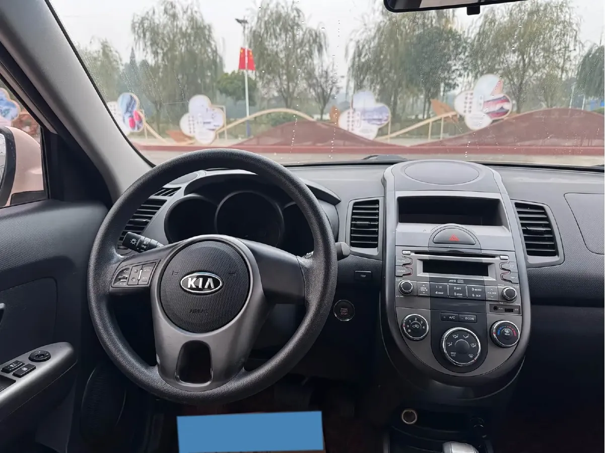 2013 Kia Soul 1.6L 123HP L4 4AT,autocango,china used car exporter,china ev exporter,chinese used car exporter,chinese used ev exporter