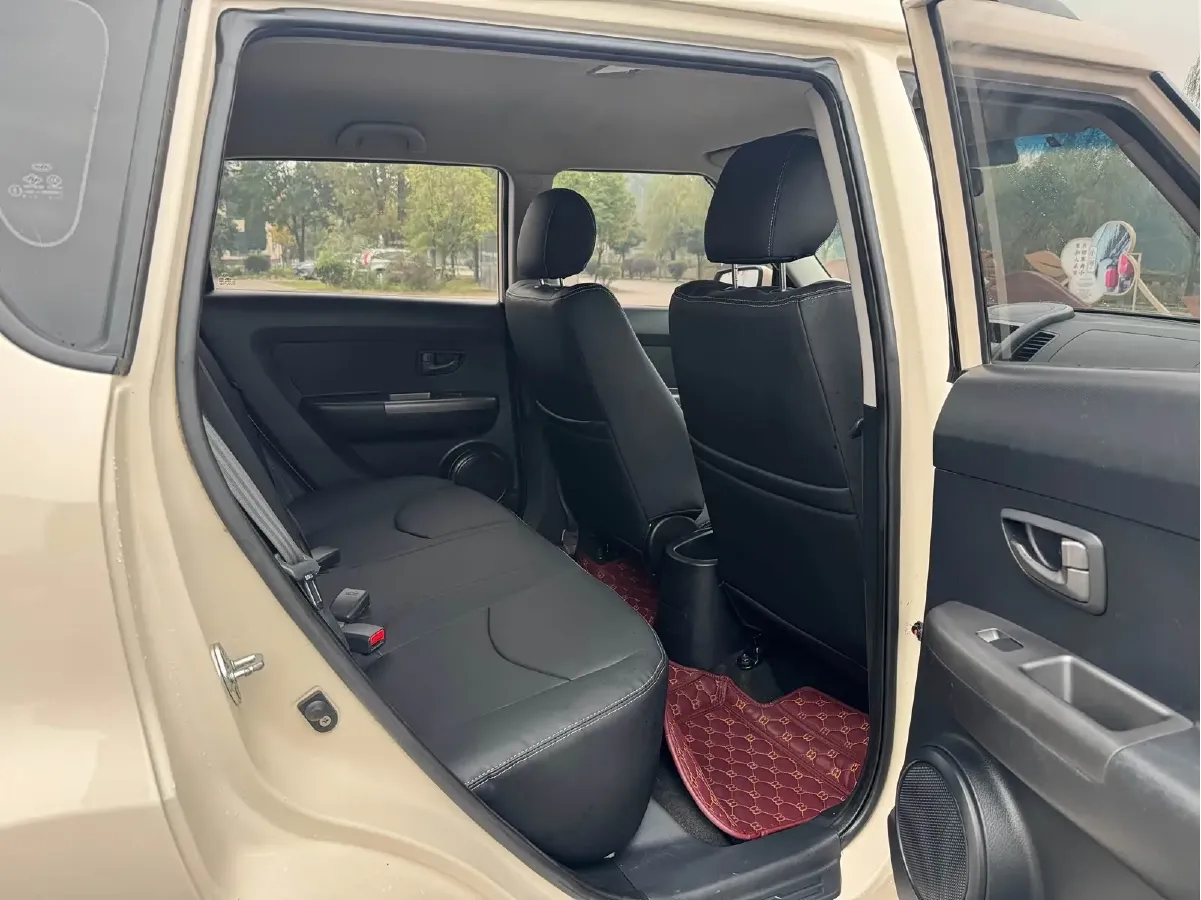 2013 Kia Soul 1.6L 123HP L4 4AT,autocango,china used car exporter,china ev exporter,chinese used car exporter,chinese used ev exporter