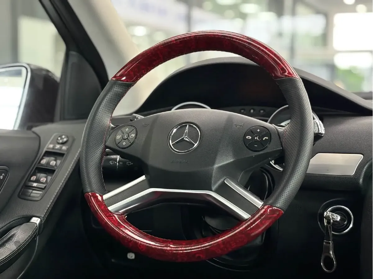 2014 Mercedes-Benz R Class 3.0T 272HP V6 7AT,autocango,china used car exporter,china ev exporter,chinese used car exporter,chinese used ev exporter