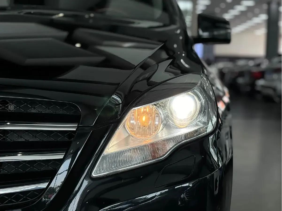 2014 Mercedes-Benz R Class 3.0T 272HP V6 7AT,autocango,china used car exporter,china ev exporter,chinese used car exporter,chinese used ev exporter