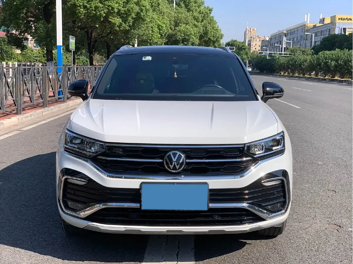 2020 Volkswagen Tayron X 2.0T 220HP L4 7DCT