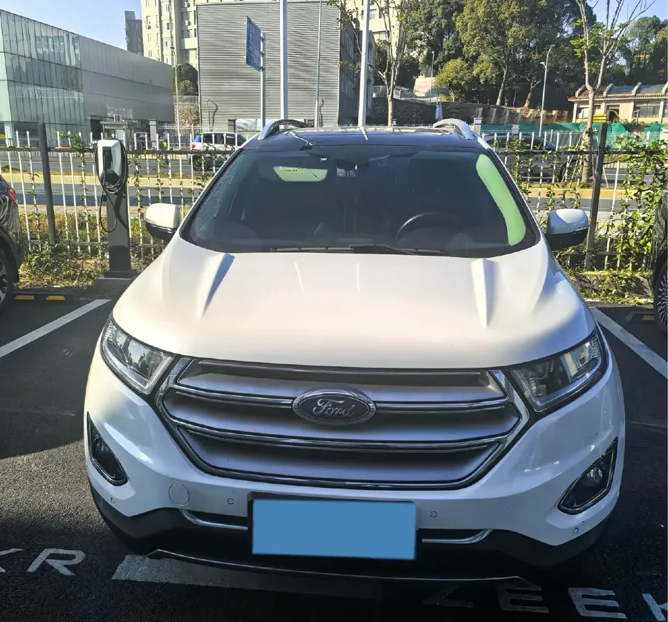 2018 Ford Edge 2.0T 245HP L4 6AT,autocango,china used car exporter,china ev exporter,chinese used car exporter,chinese used ev exporter