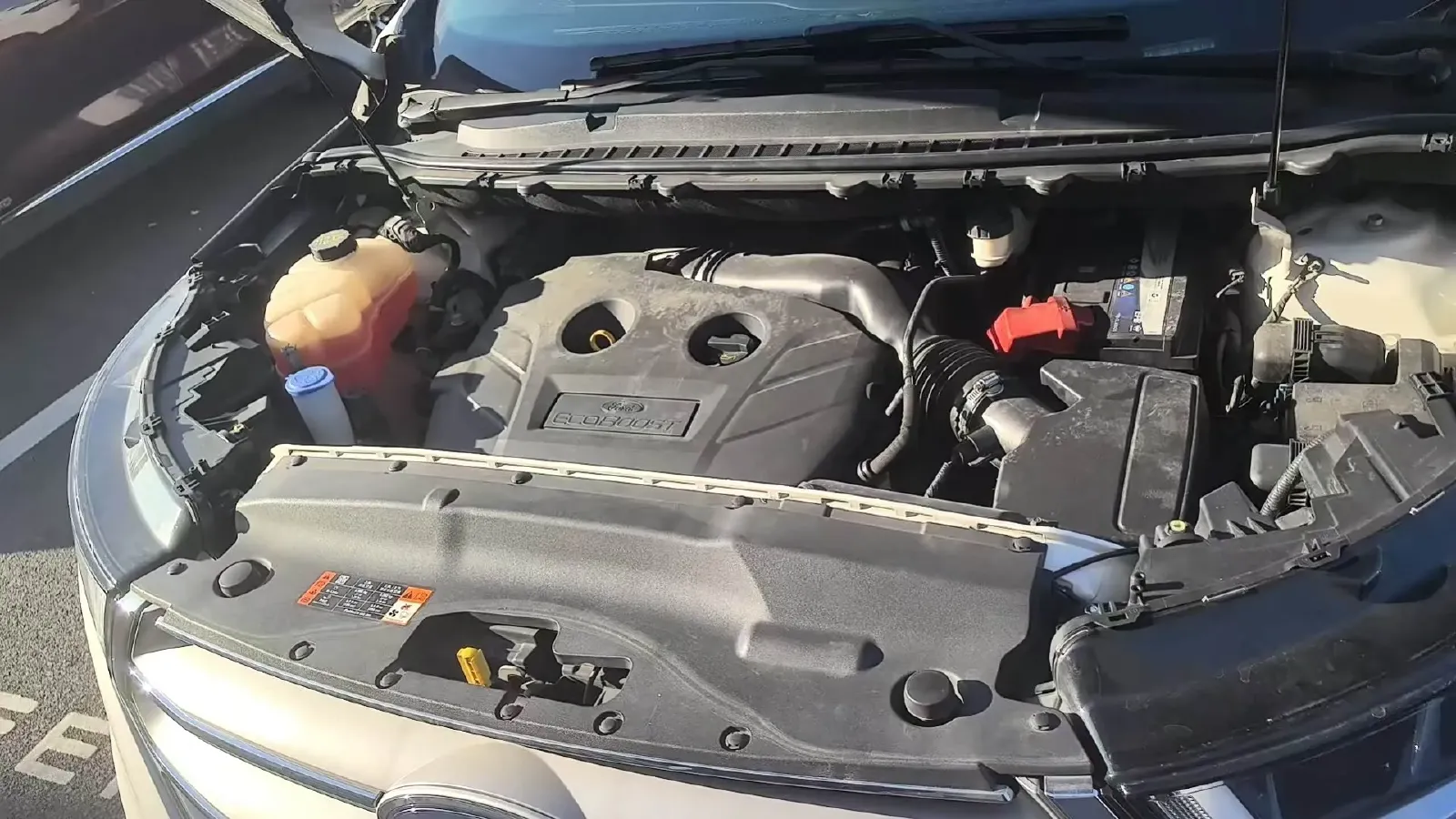 2018 Ford Edge 2.0T 245HP L4 6AT,autocango,china used car exporter,china ev exporter,chinese used car exporter,chinese used ev exporter