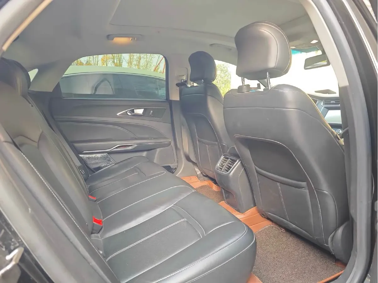 2016 Ford Taurus 1.5T 181HP L4 6AT,autocango,china used car exporter,china ev exporter,chinese used car exporter,chinese used ev exporter