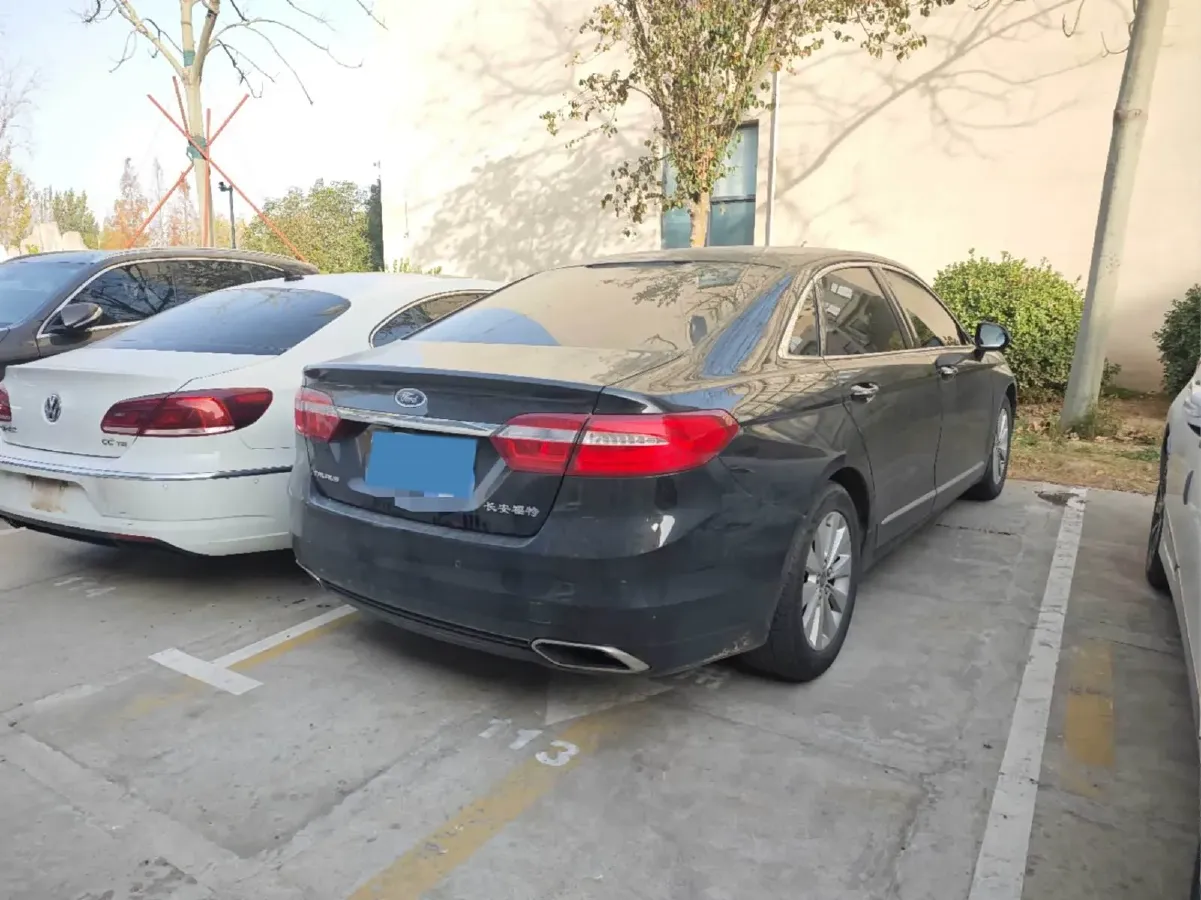 2016 Ford Taurus 1.5T 181HP L4 6AT,autocango,china used car exporter,china ev exporter,chinese used car exporter,chinese used ev exporter