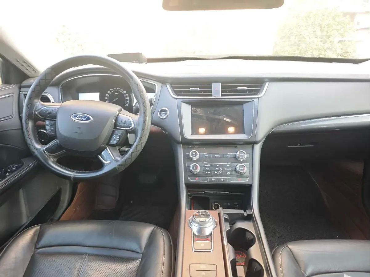 2016 Ford Taurus 1.5T 181HP L4 6AT,autocango,china used car exporter,china ev exporter,chinese used car exporter,chinese used ev exporter