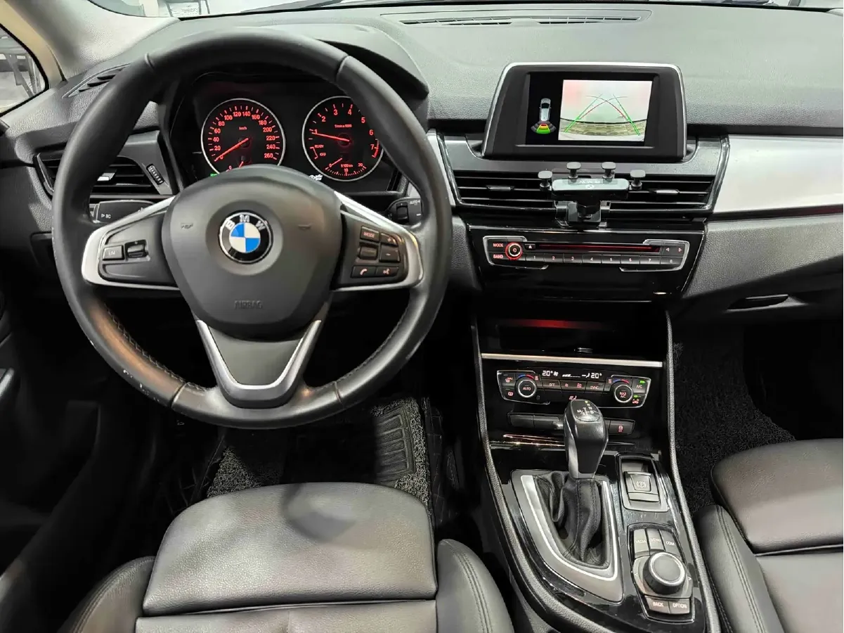 2016 BMW 2 Series Wagon 2.0T 192HP L4 8AT,autocango,china used car exporter,china ev exporter,chinese used car exporter,chinese used ev exporter