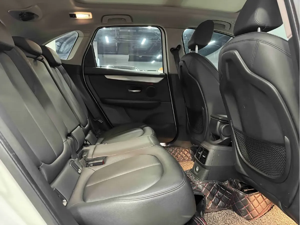 2016 BMW 2 Series Wagon 2.0T 192HP L4 8AT,autocango,china used car exporter,china ev exporter,chinese used car exporter,chinese used ev exporter