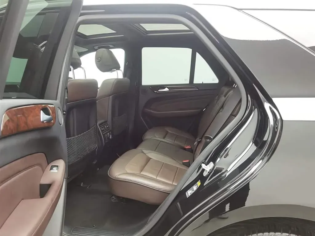 2012 Mercedes-Benz M Class 3.5L 306HP V6 7AT,autocango,china used car exporter,china ev exporter,chinese used car exporter,chinese used ev exporter